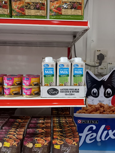 Lovely Pet Food Shop