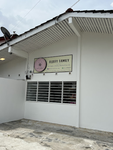 Fluffy Family Pet Shop