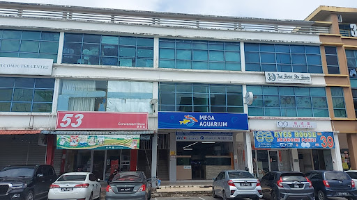 Mega Aquarium