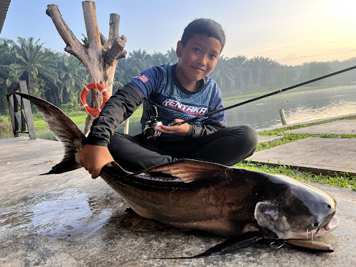 Batu Arang Exotic Fishing Park ( WL ) Batu Arang Exotic Fishing Park ( WL )