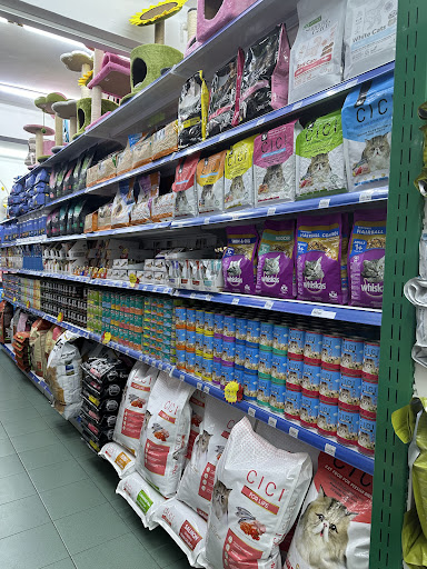 PET OUTLET SDN BHD