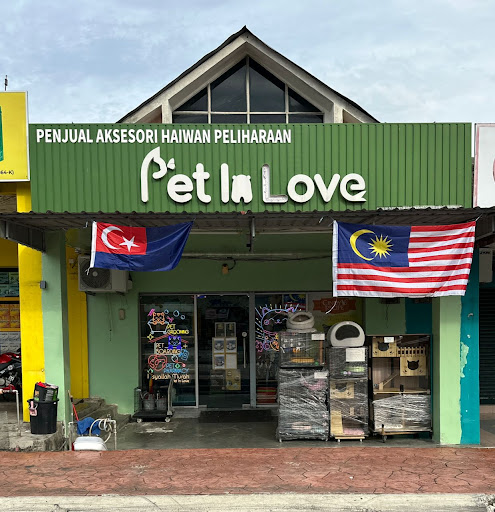 PET IN LOVE @Bandar Baru Uda