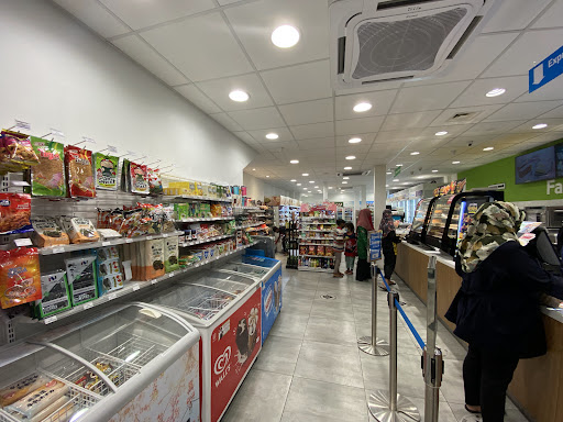 FamilyMart Kota Tinggi