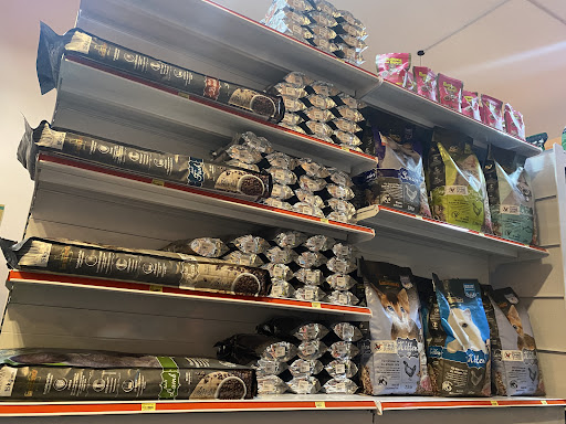 Catmosfera Pet Store