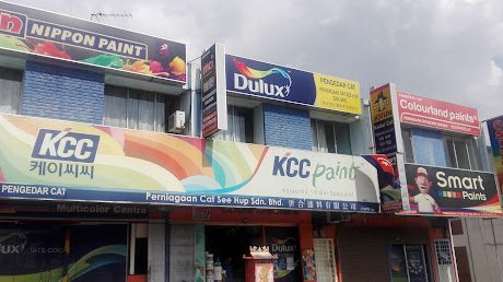 perniagaan cat kwong wah